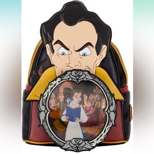 💛❤️NWT-Loungefly Disney Villains Scene Gaston Backpack💛❤️